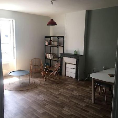 Appartement Avec Parking Proche Cathedrale Bourges Exteriér fotografie